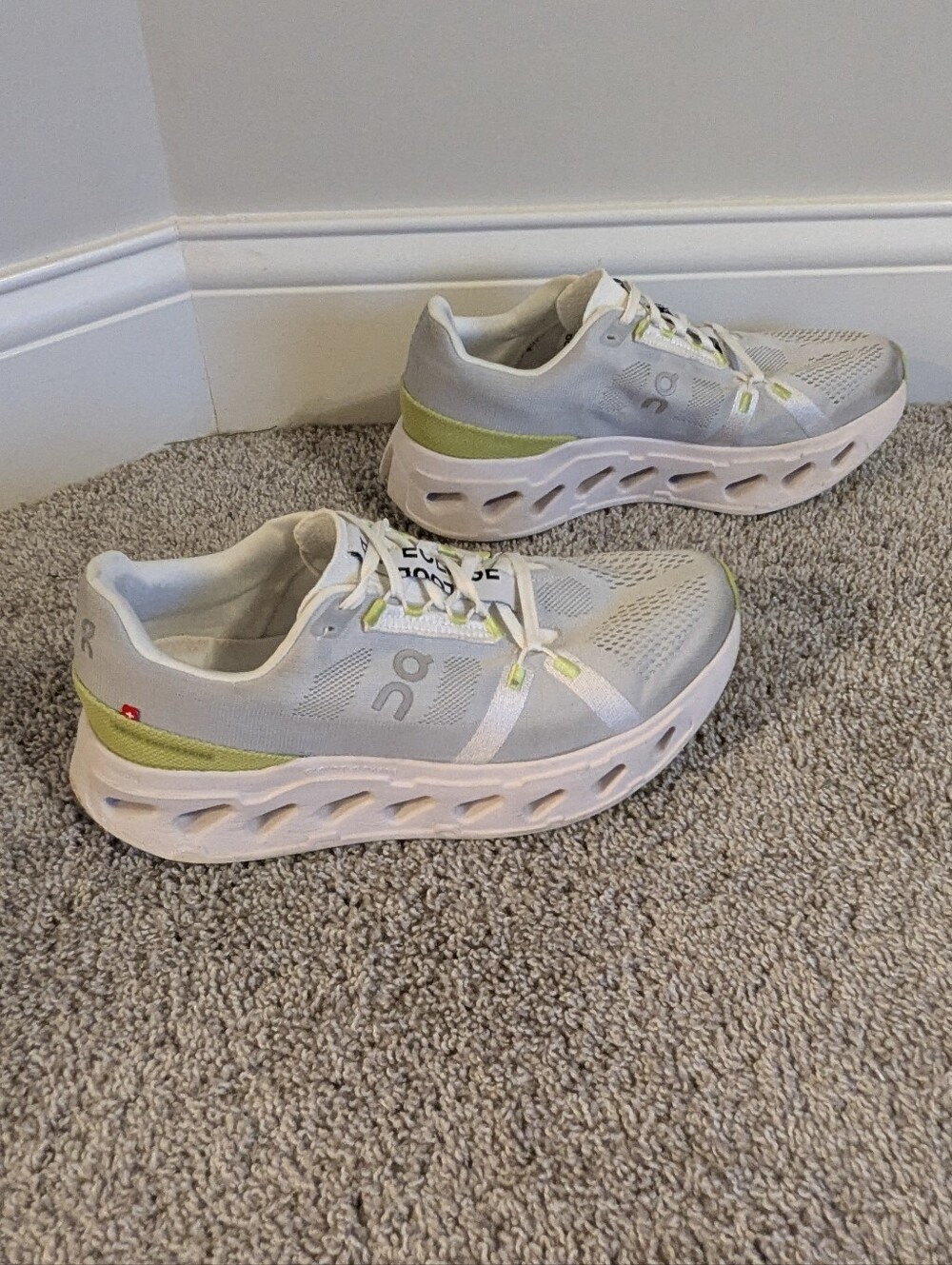 On Running Cloudeclipse Max Cushion Running Shoe sz 10
